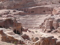 Petra, Blick von den Königsgräbern zum Theater